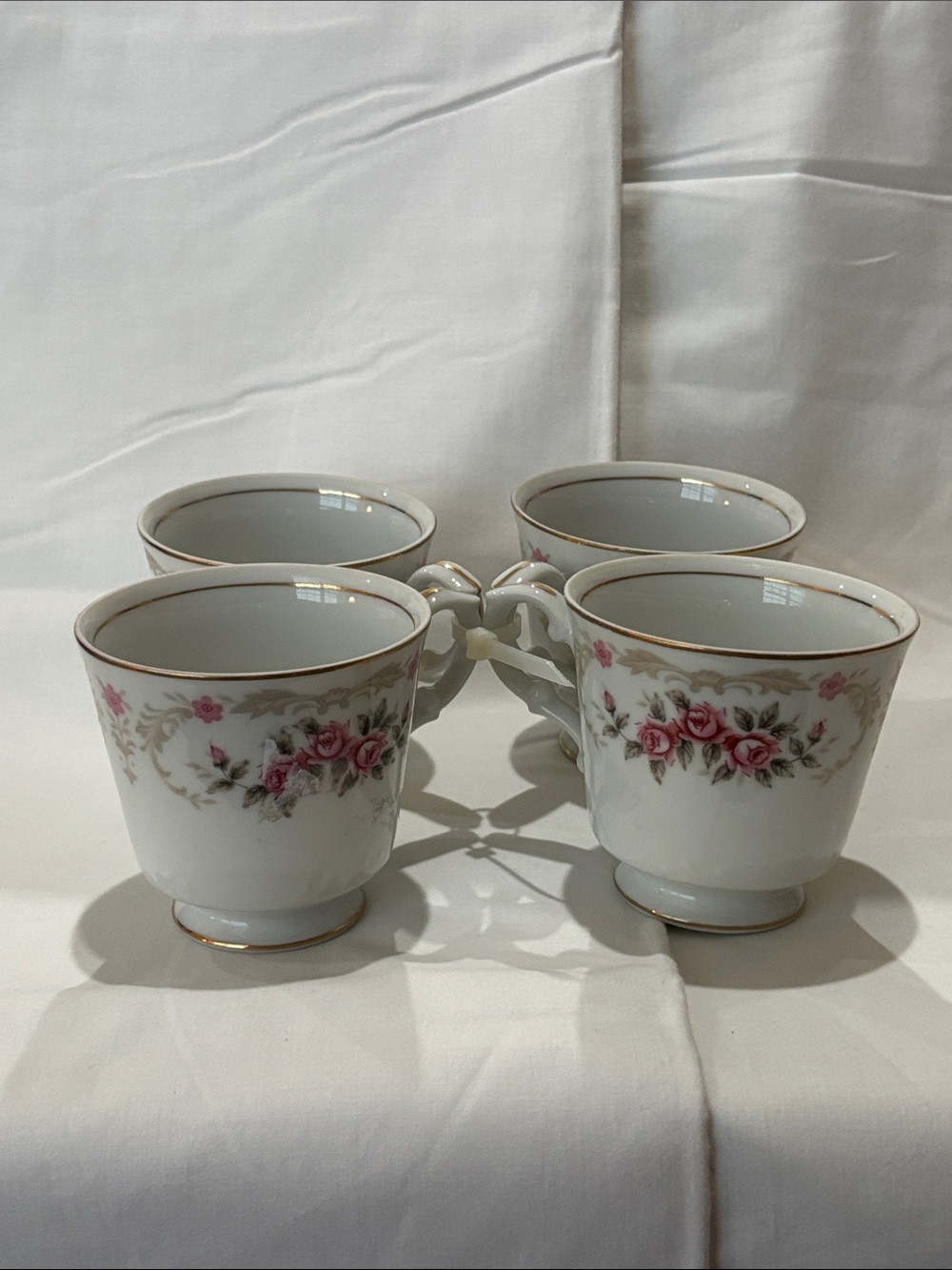 Vintage Harmony House Cascade Rose Gold-Trim Teacup White & Pink